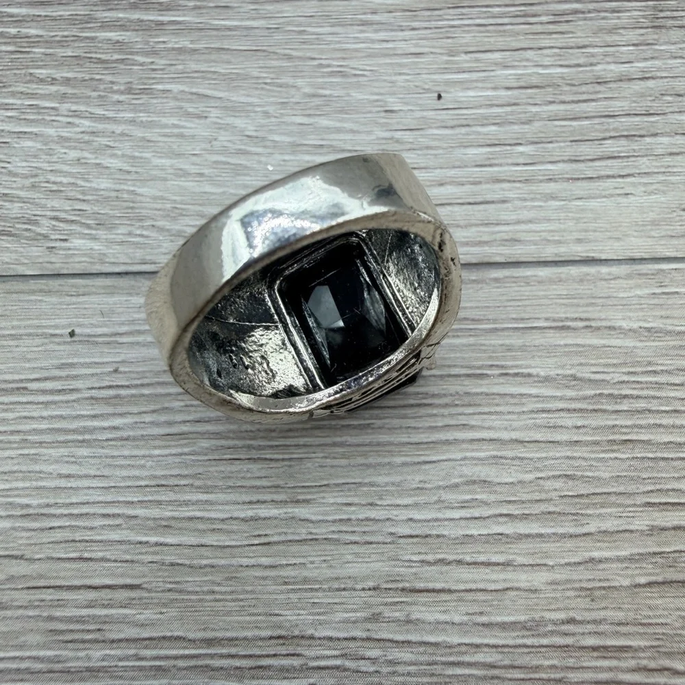 Silver Tone Ring with Black‎ Stone
